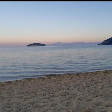 4Seasons Διαμέρισμα Nea Iraklitsa Εξωτερικό φωτογραφία